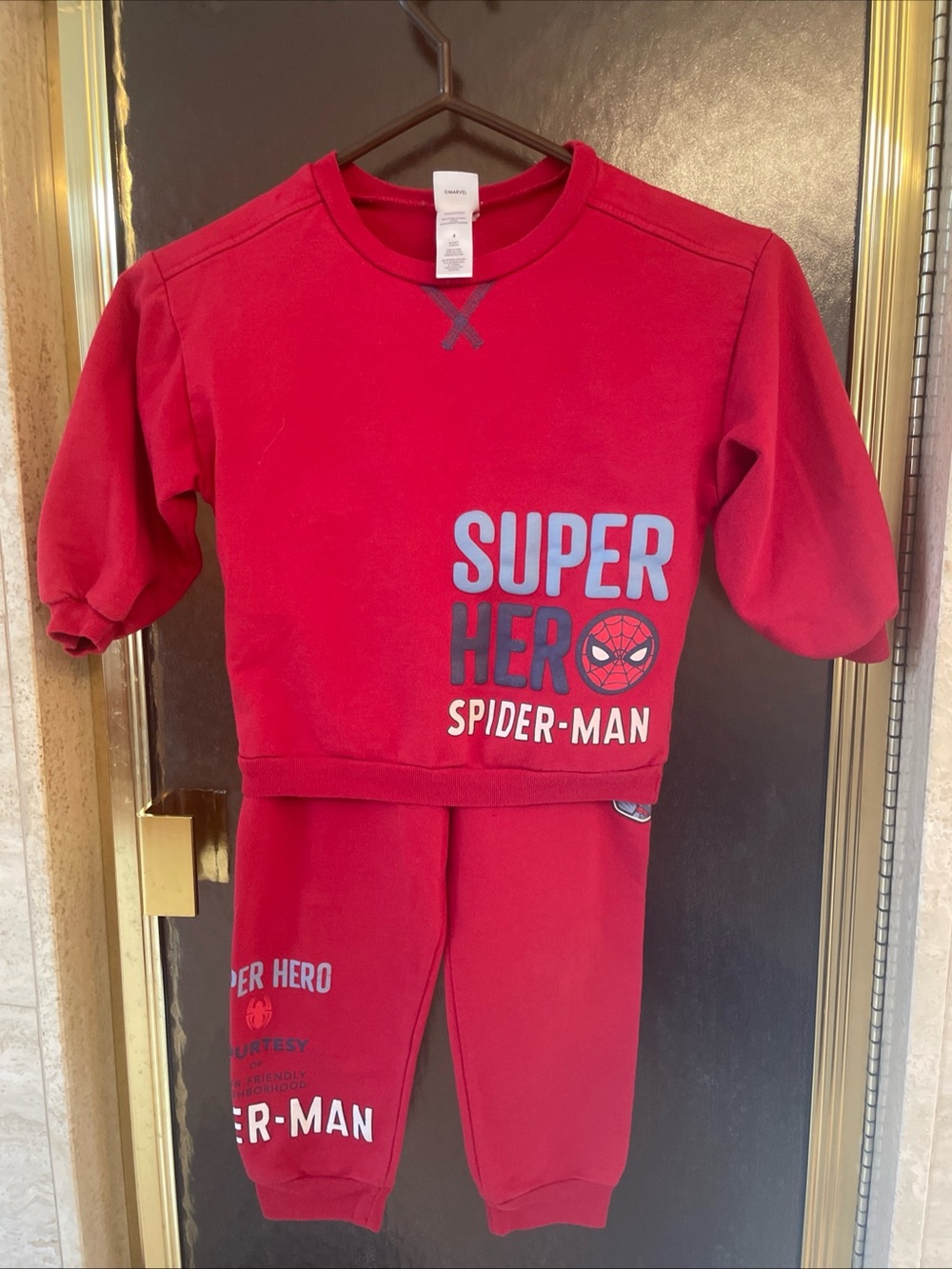 Marvel Spider-Man Red Long Sleeve Sweatshirt & Sweatpants Set Size 4